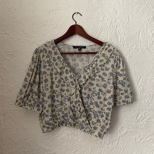 Pastel leopard-print cropped blouse - M